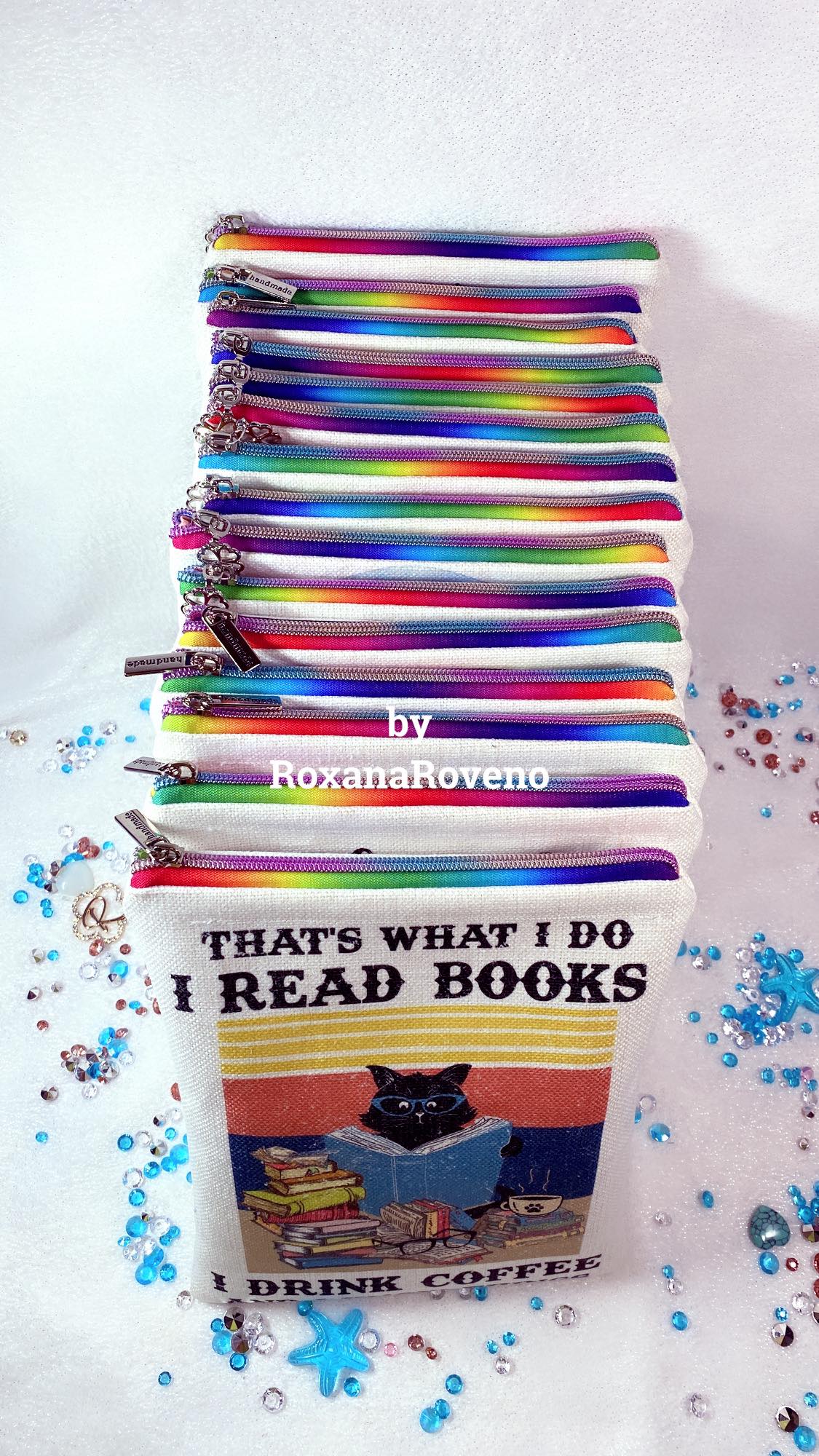 Black Cat reads, That's what I do, Book Sleeve